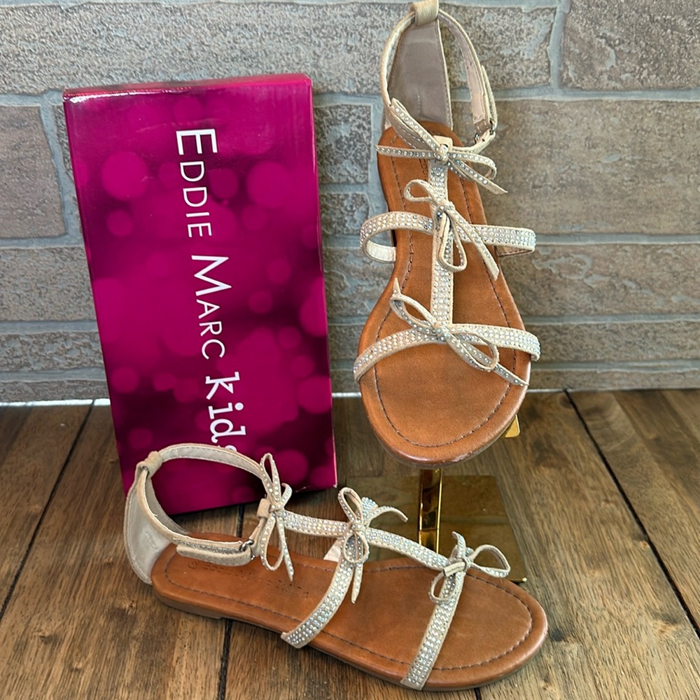 Eddie Marc Kids Girls T Strap GladiatorBow Rhinestone Sandal / Sz 2 Youth